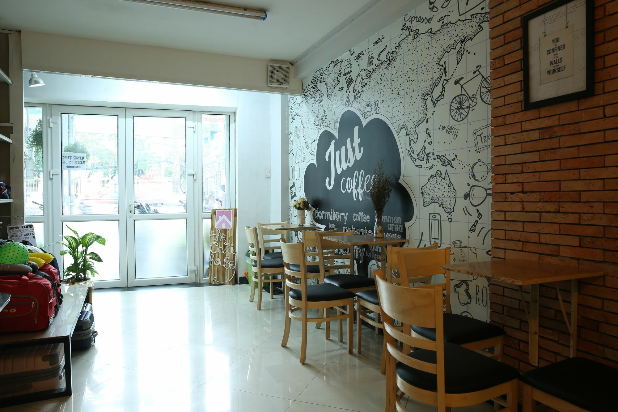 Oyo 708 The Cozi House - Homestay Ho Chi Minh-staden Exteriör bild